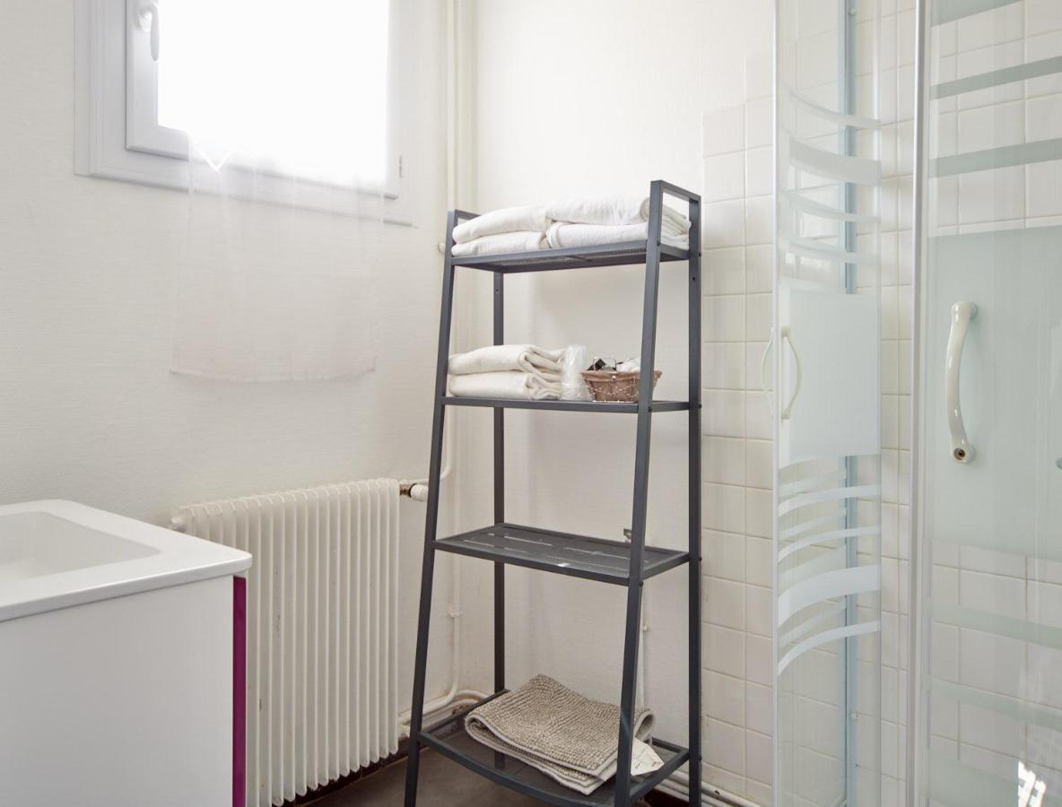 Carre Saint Pierre & La Table D'Hote Hotel Marey-les-Fussey ภายนอก รูปภาพ